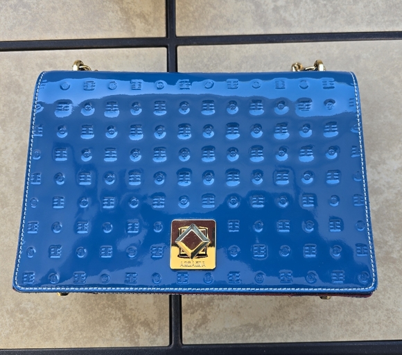 Arcadia Laila Blue Patent Leather Chain Shoulder/Crossbody Bag - Picture 8 of 10